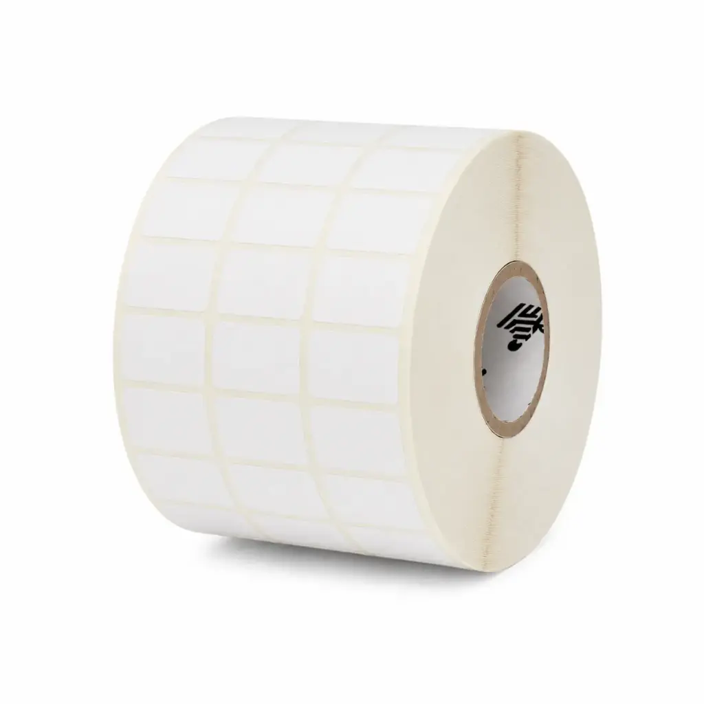 ZIPZPD10045130 - ZEBRA - Etiqueta 31.8"x25.4", T. Directa. Papel Blanco, Z-Perform 1450D, para Impresora Desktop, 2630/Rollo, con adhesivo Permanent Rubber, Perf. entre etiq., 1 al paso. Núcleo 1.". Diámetro 5.". 6 Rollos/caja. Peso por caja .47 kg.